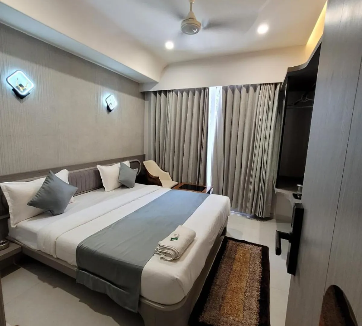 Bed & Breakfast Hotel Ramida Suites At Delhi Airport New Delhi India