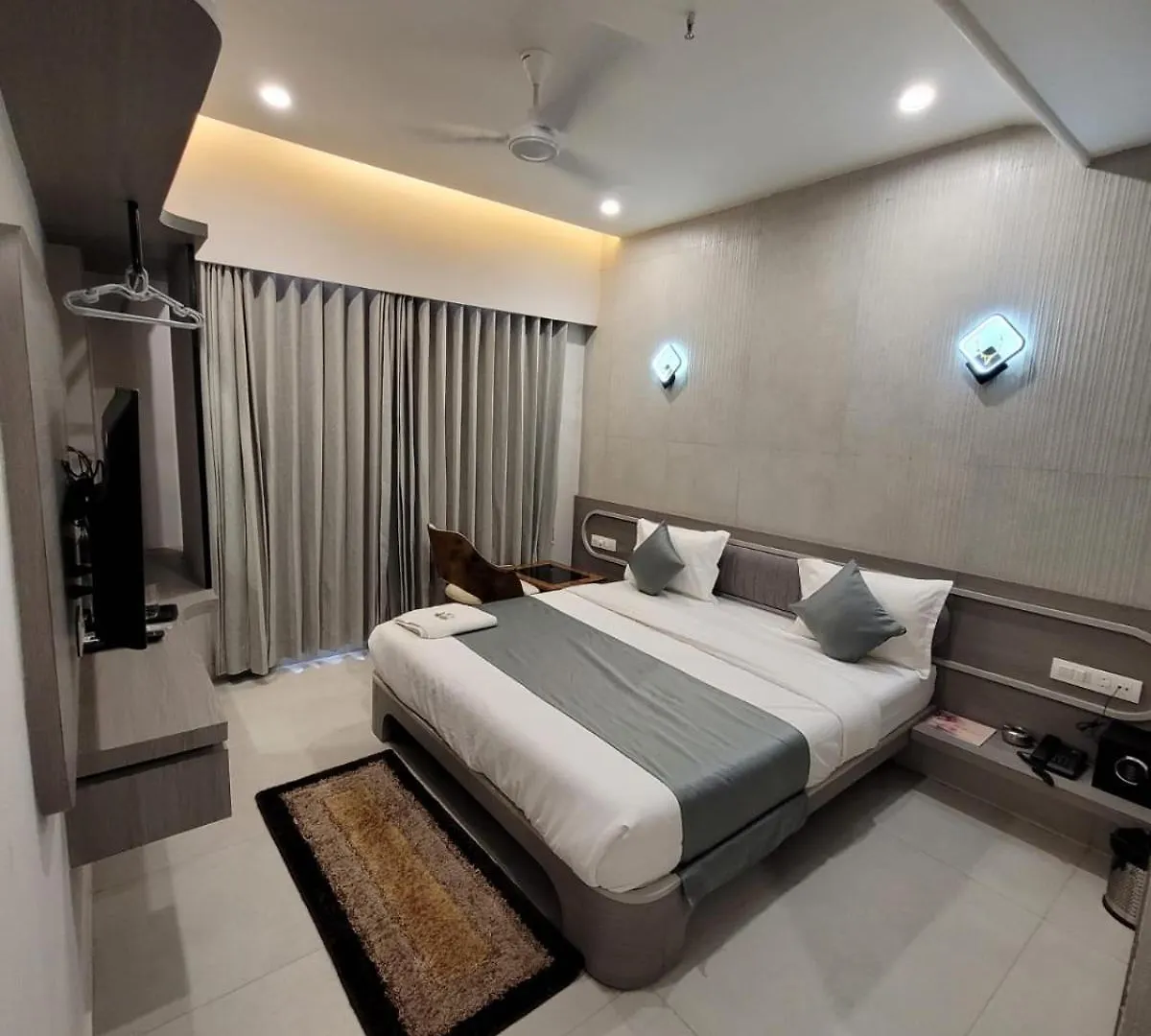 Bed & Breakfast Hotel Ramida Suites At Delhi Airport New Delhi