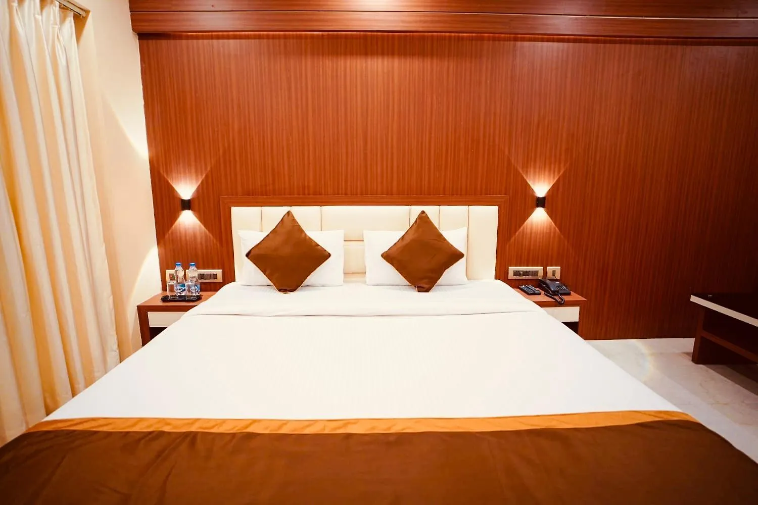 Bed & Breakfast Hotel Ramida Suites At Delhi Airport New Delhi India
