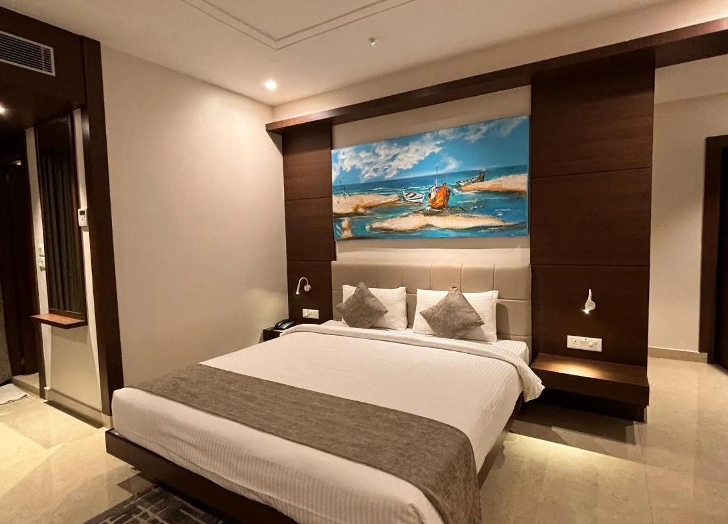 Hotel Ramida Suites At Delhi Airport New Delhi Bed & Breakfast